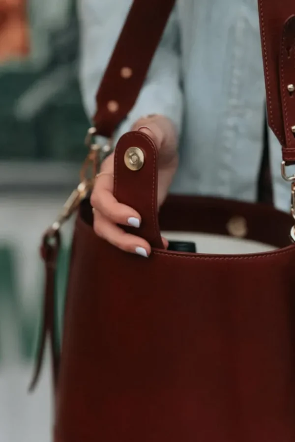 Discount Marlon M Recycle Cognac V2 Crossbody Bags