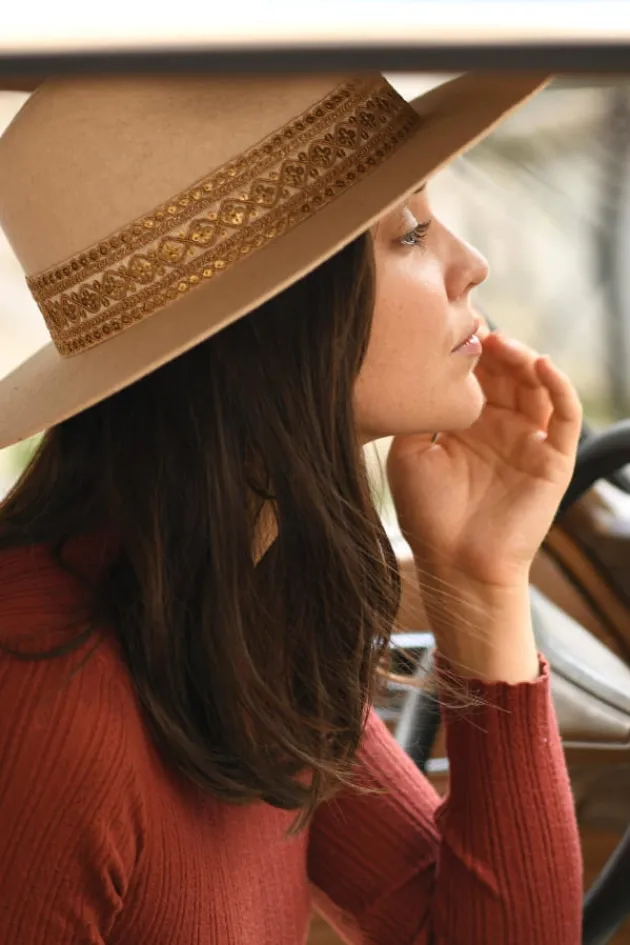 victor_chine_brode_4.webp Flash Sale Victor Chine Brode Chapeaux En Feutre