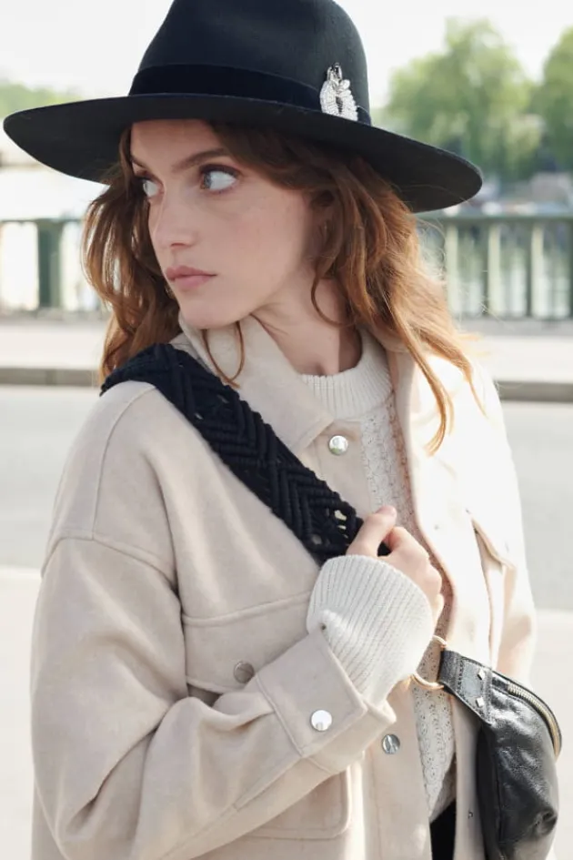 victor_galon_velours_et_p_5-1.webp Store Victor Galon Velours Et Patch Chapeaux En Feutre